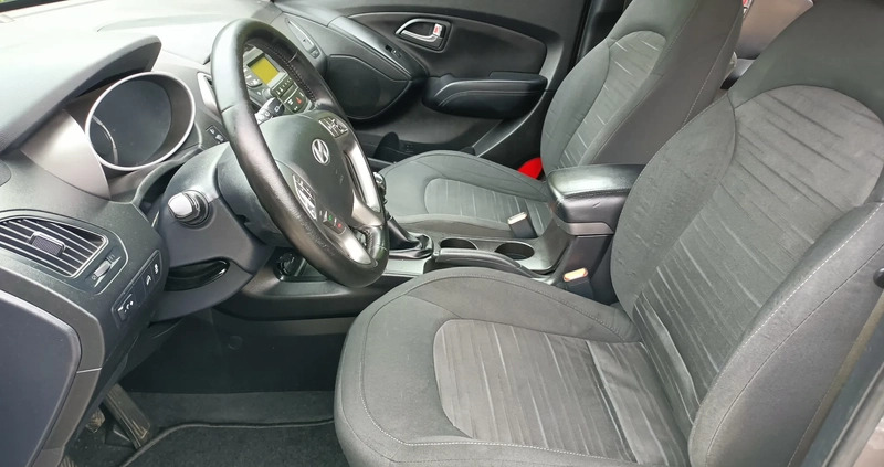 Hyundai Tucson cena 47800 przebieg: 145366, rok produkcji 2015 z Miłakowo małe 232